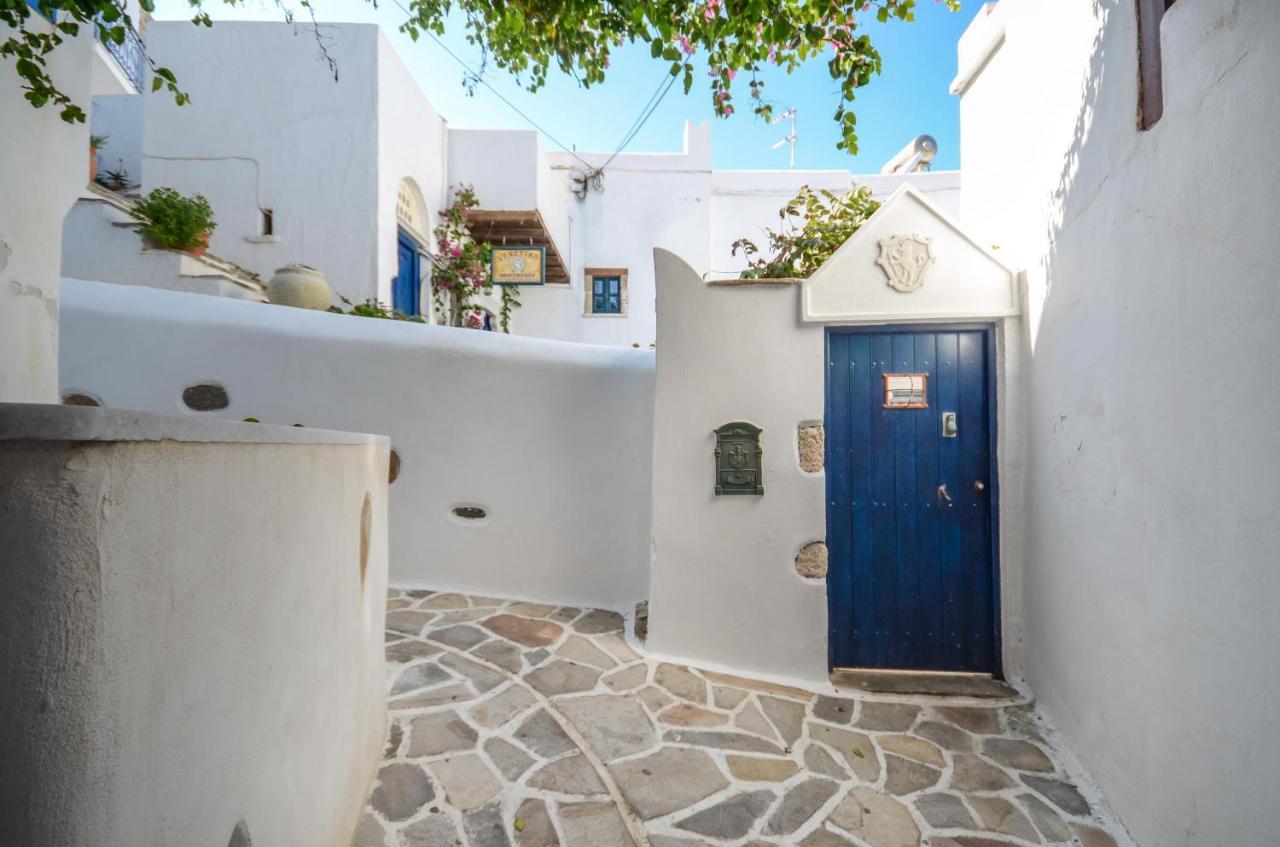 Venetiko Apartments Naxos City Екстер'єр фото